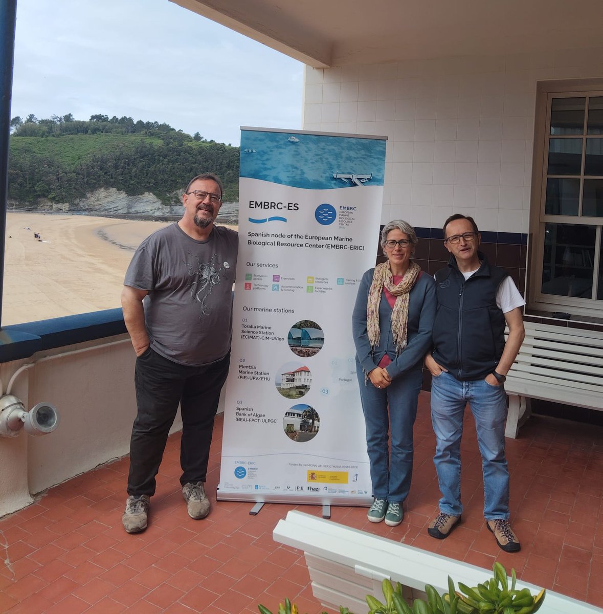 embrc_spain's tweet photo. 📣 #ENLIGHT #OceanIQ project kicks off from our @pie_upvehu!
We’re launching a brand-new series of seminars to boost #OceanLiteracy and help promote smarter decisions for our seas.
Thank you to all our speakers for sharing their knowledge! 🙌
@MarTrain_eu @EMBRC_EU @EmbrcBelgium https://t.co/mAdohy97pc