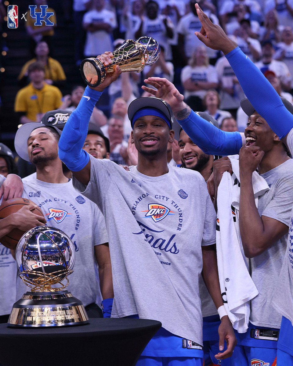 🏆 League MVP
🏆 Western Conference Finals MVP
🏆 👀