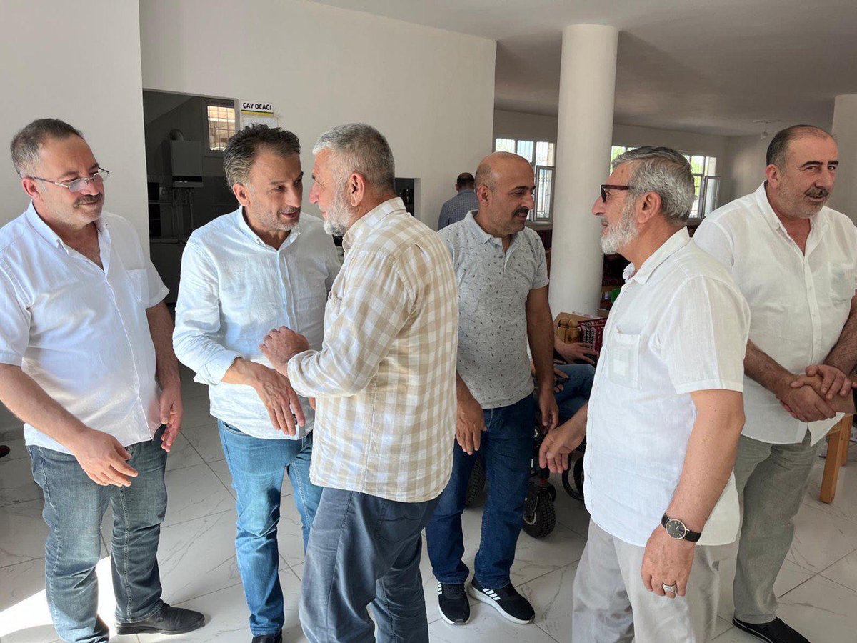 İlçe Başkanımız M. Emin Bal, beraberindeki heyet ile birlikte Bingöl ailesine taziye ziyaretinde bulundu.

Merhuma Yüce Allah’tan rahmet, ailesine ve yakınlarına sabırlar diliyoruz.