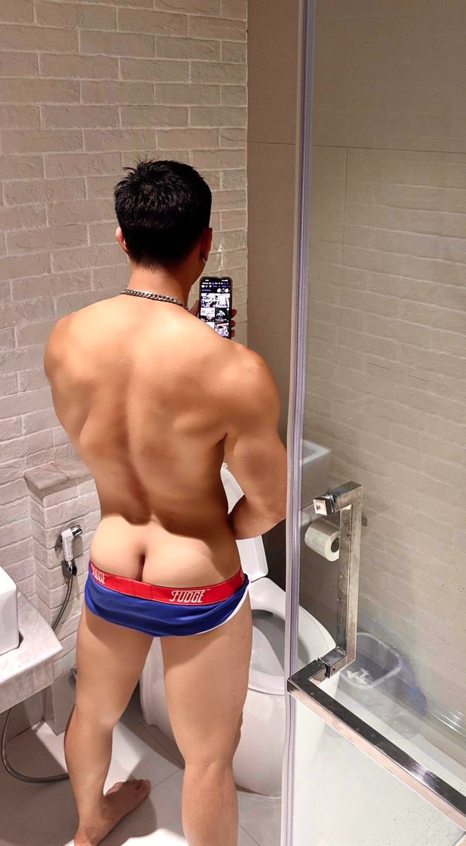 เครื่องผลิตเสว 
<a href="/please_pete/">please_pete</a> x <a href="/FudgeBkk/">Fudge</a> 
#เสว #anubis #olf #fudge #underwear