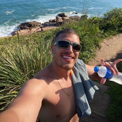 Matheus28pedro's tweet photo. #NovaFotoDePerfil https://t.co/JrQPBwqjRV