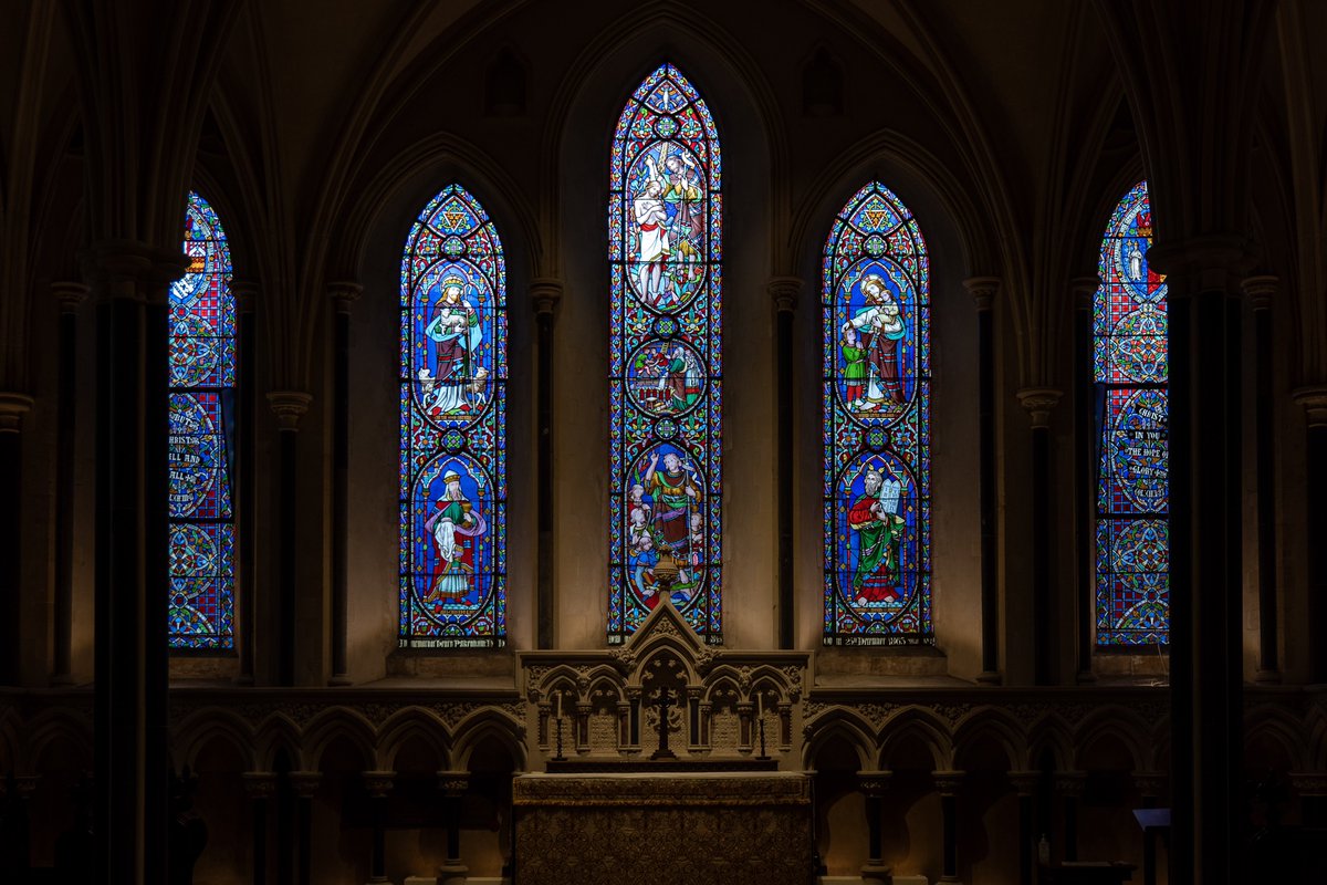 St. Patrick’s Cathedral has some beautiful stained glass🇮🇪