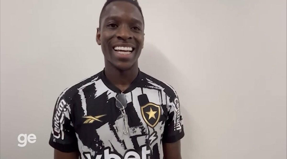 futebol_info's tweet photo. Em entrevista ao @geglobo, Luiz Henrique se declara ao Botafogo:

“Como eu falo, o Botafogo é a minha casa, porque parece que eu saí da base daqui, todo mundo me apoiou. Então, por isso que eu sempre falo que é o meu Fogão, minha casa, e sempre quero estar de volta aqui.”

📸 ge