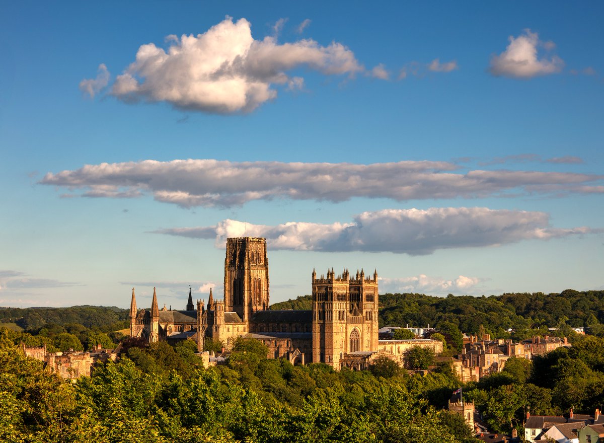 📚✨ Durham has been named one of the UK's top 5 literary destinations for 2025!

<a href="/FlixBus/">Flix</a> have recently conducted a study to reveal the UK’s leading literary-inspired hotspots, and Durham Cathedral made the top five.

Read the full article: flixbus.co.uk/discover/uks-l… #lovedurham
