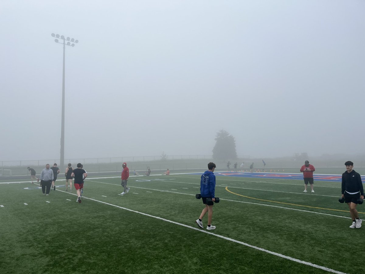 No 2 hour delays for <a href="/WeboStrength/">WeBo Strength & Conditioning</a> and <a href="/WeBoAthletics/">WEBO Athletics</a>!!! 103 strong to finish the first week of summer strength and conditioning.  🧱 by 🧱

See you back on Monday.
