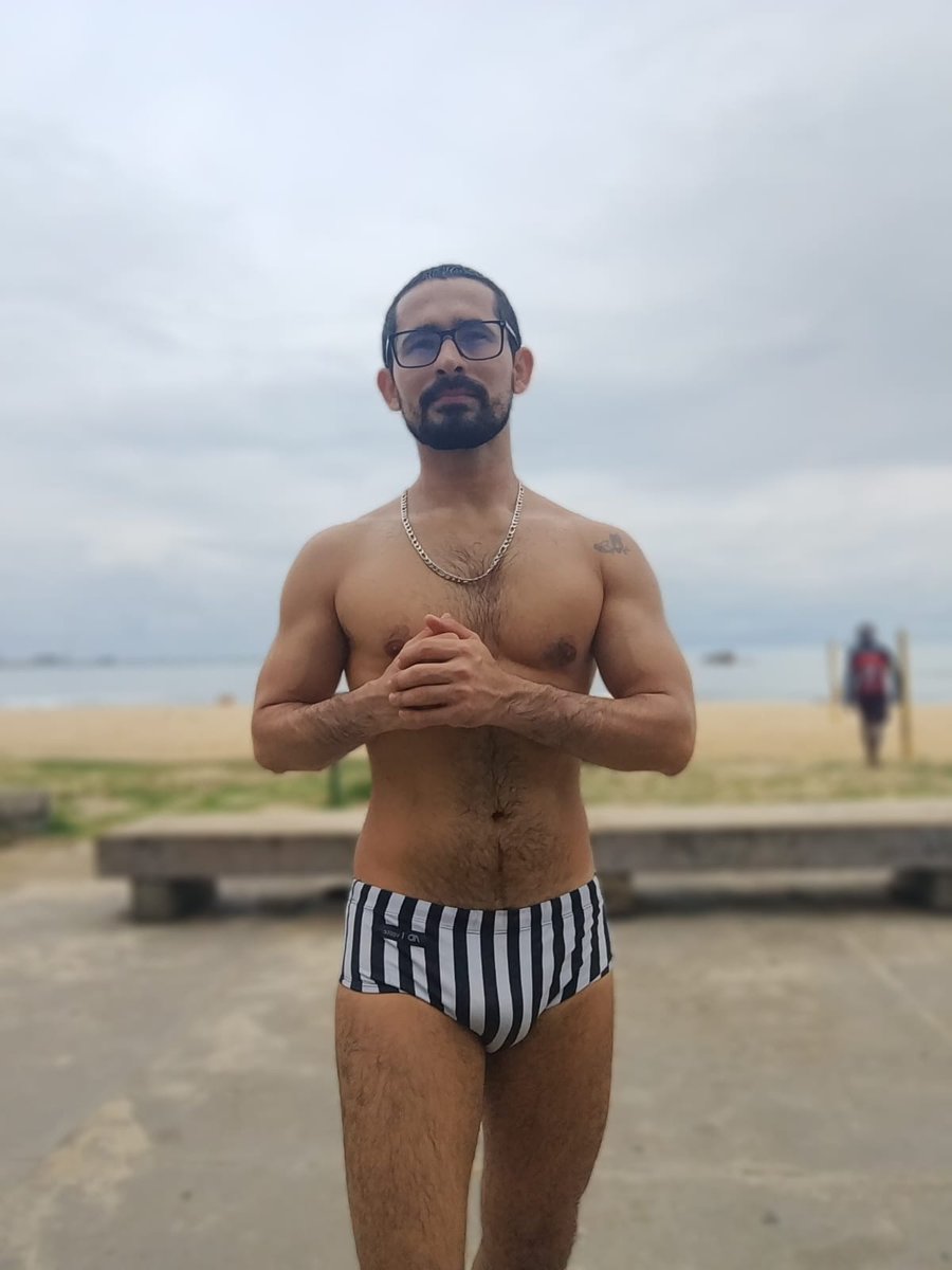 Doni_BIKE's tweet photo. #TBT
Tenho saudade enorme de vestir uma sunga e passear na Beira mar.
.
Sunga lustrada @Addiveste2 é minha preferida.
.
#fortalezaceara #beiramardefortaleza #sungalistrada #solmar #praia #vidasaudável #boyfitness #calistenia #saudeebemestar https://t.co/PDwTOqBr5T
