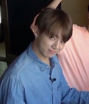 Ой, а многие (в любом фандоме) до сих пор не знают почему некоторые  ребята   ̶п̶а̶р̶о̶ч̶к̶и̶ ̶о̶с̶о̶б̶е̶н̶н̶о̶ ̶ с такой радостью и ухмылочками говорят о том, как любят заниматься laundry?

Вам предстоит открыть для себя интересные вещи, мои хорошие 🤭