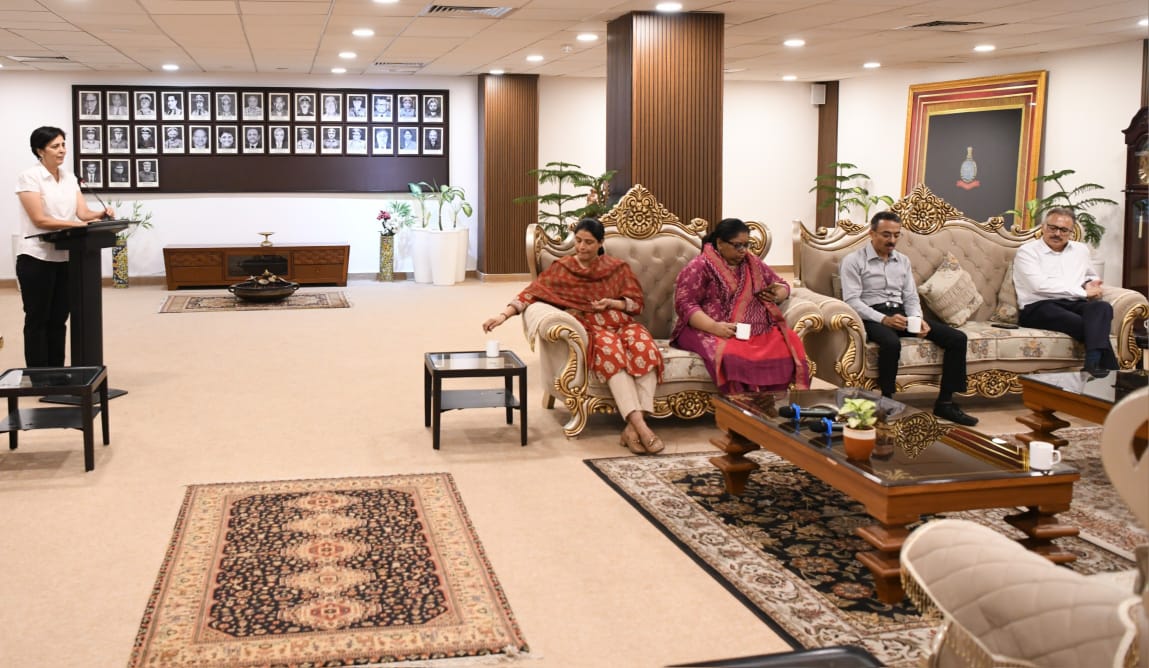 BPRD Hdq hosted a farewell party for Director CDTI Chd. Ms Rani Bindu, IPS, who is going back to the parent cadre after completing the deputation period .DG BPRD appreciated the outstanding performance  during  her tenure and gave his best wishes for the future.
<a href="/BPRDIndia/">Bureau of Police Research & Development</a>