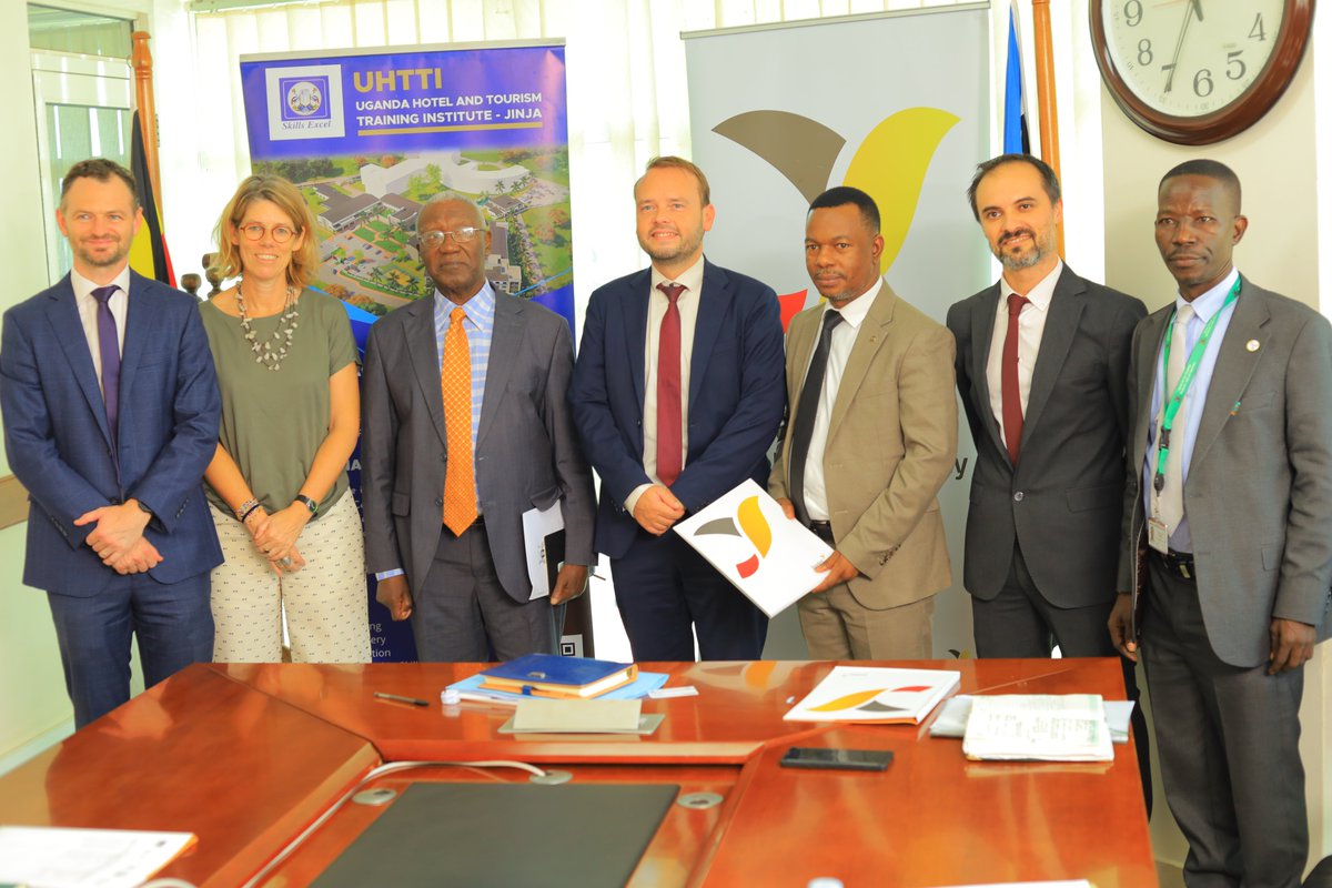 EU in Uganda (@euinug) on Twitter photo 🇪🇺Boosting tourism in Uganda!
Through the Sustainable Business for Uganda #TeamEurope Initiative, we are supporting 🇺🇬 private sector development, with a focus on #tourism.
Our partnership with <a href="/uhttijinja/">UGANDA HOTEL AND TOURISM TRAINING INSTITUTE</a>, financed by🇧🇪 & the EU, will enhance skills training in the sector. 🇪🇺Boosting tourism in Uganda!
Through the Sustainable Business for Uganda #TeamEurope Initiative, we are supporting 🇺🇬 private sector development, with a focus on #tourism.
Our partnership with <a href="/uhttijinja/">UGANDA HOTEL AND TOURISM TRAINING INSTITUTE</a>, financed by🇧🇪 & the EU, will enhance skills training in the sector.