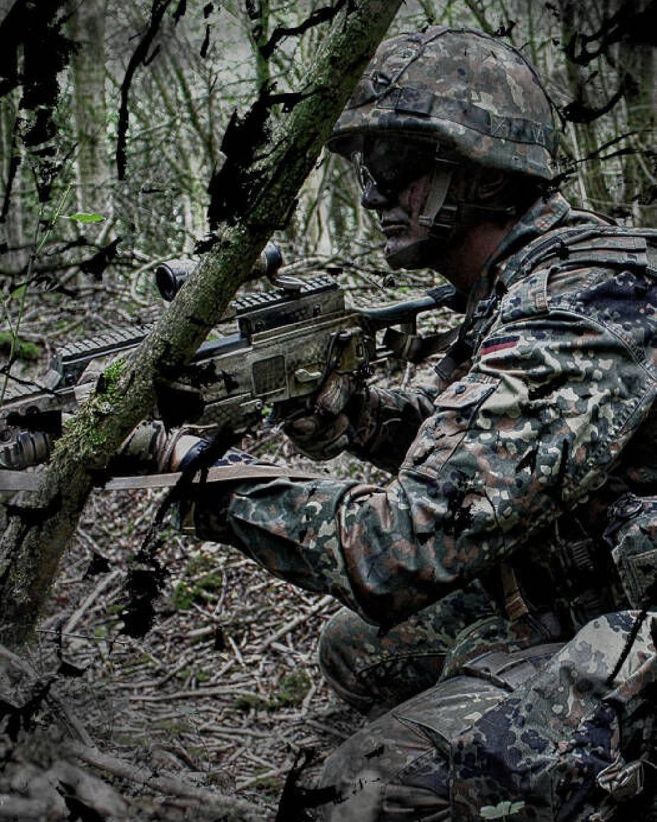 Angenehmen Vatertag wünschen wir!
#Zentauron 🇩🇪

Schaut vorbei: bit.ly/3l1GOzB 

#Bundeswehr #Vatertag #Taktisch #Militär #Army #Outdoor