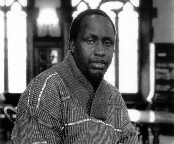 RYVCP_BUGESERA's tweet image. He saw storytelling as warfare—
against forgetting, against colonization, against betrayal.
Ngũgĩ fought with words sharper than bullets.
#WriteBack #NgugiWaThiongo