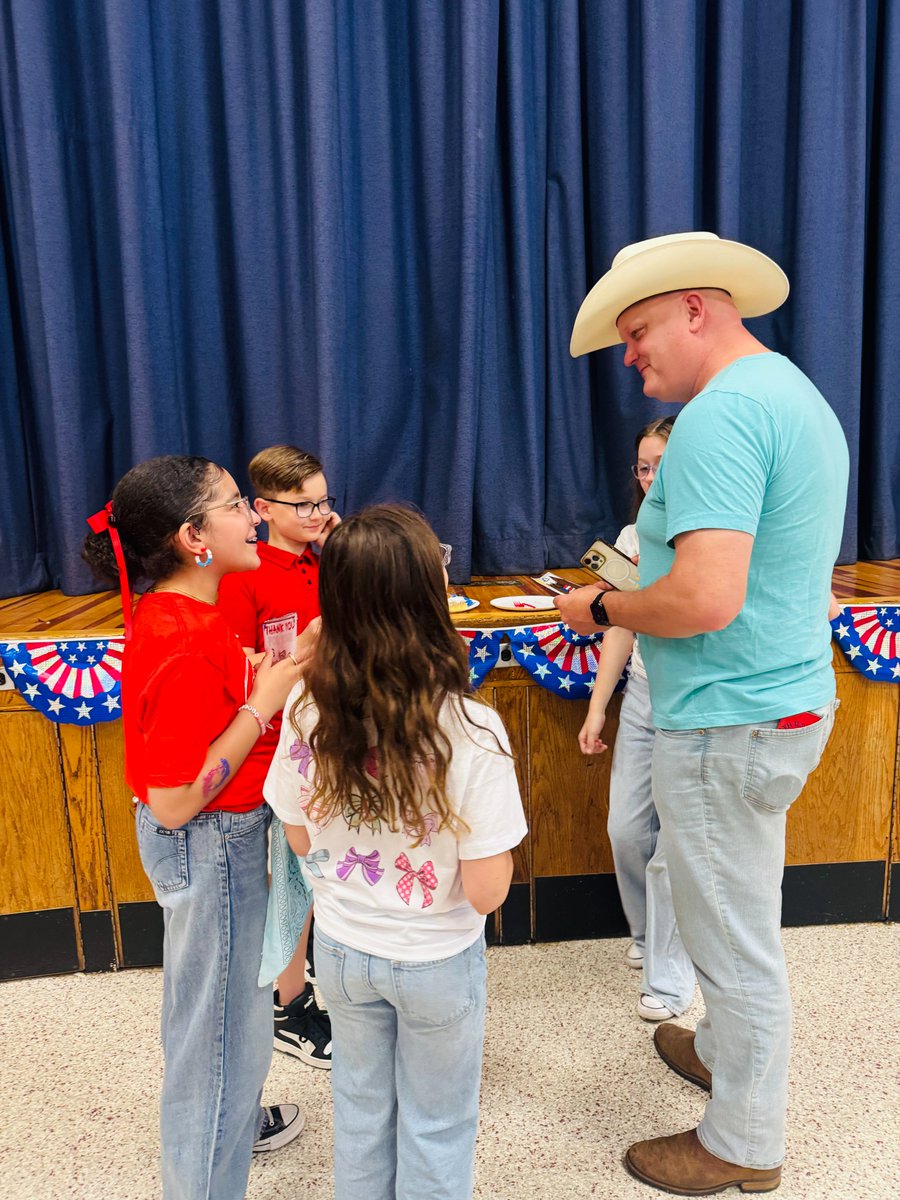 James A. Farley Elementary tweet media