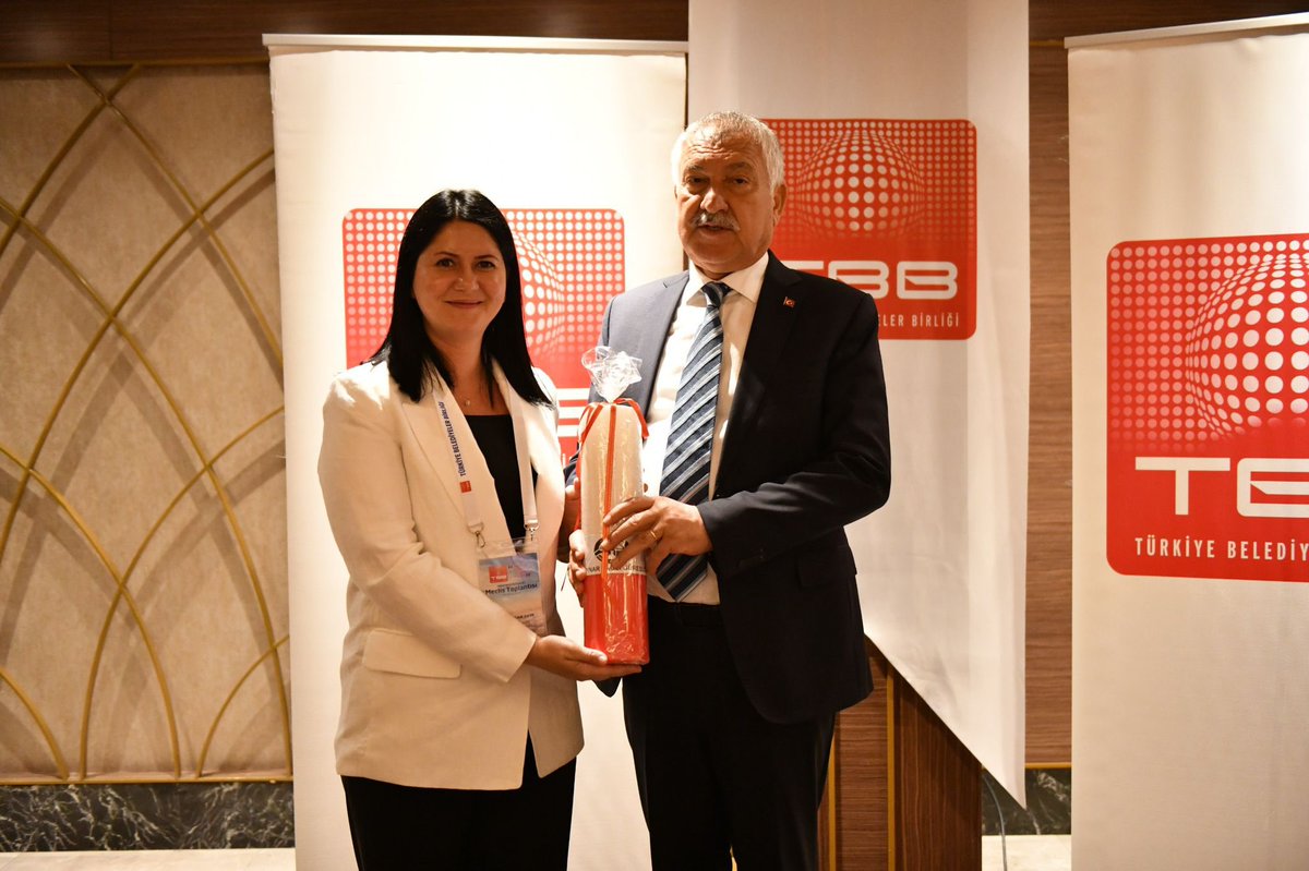 TBB Encümen Toplantısı’na katılarak; TBB Başkan Vekilimiz ve Adana Büyükşehir Belediye Başkanımız Zeydan Karalar başta olmak üzere kıymetli Encümen üyelerimizi, 30 Haziran–6 Temmuz tarihleri arasında gerçekleştirilecek 664. Kırkpınar Yağlı Güreşleri Festivali’ne davet ettik ve