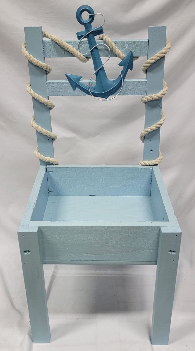 More of our custom products! Contact us for more info!

#thursdayvibes #chairs #furniture #custommade