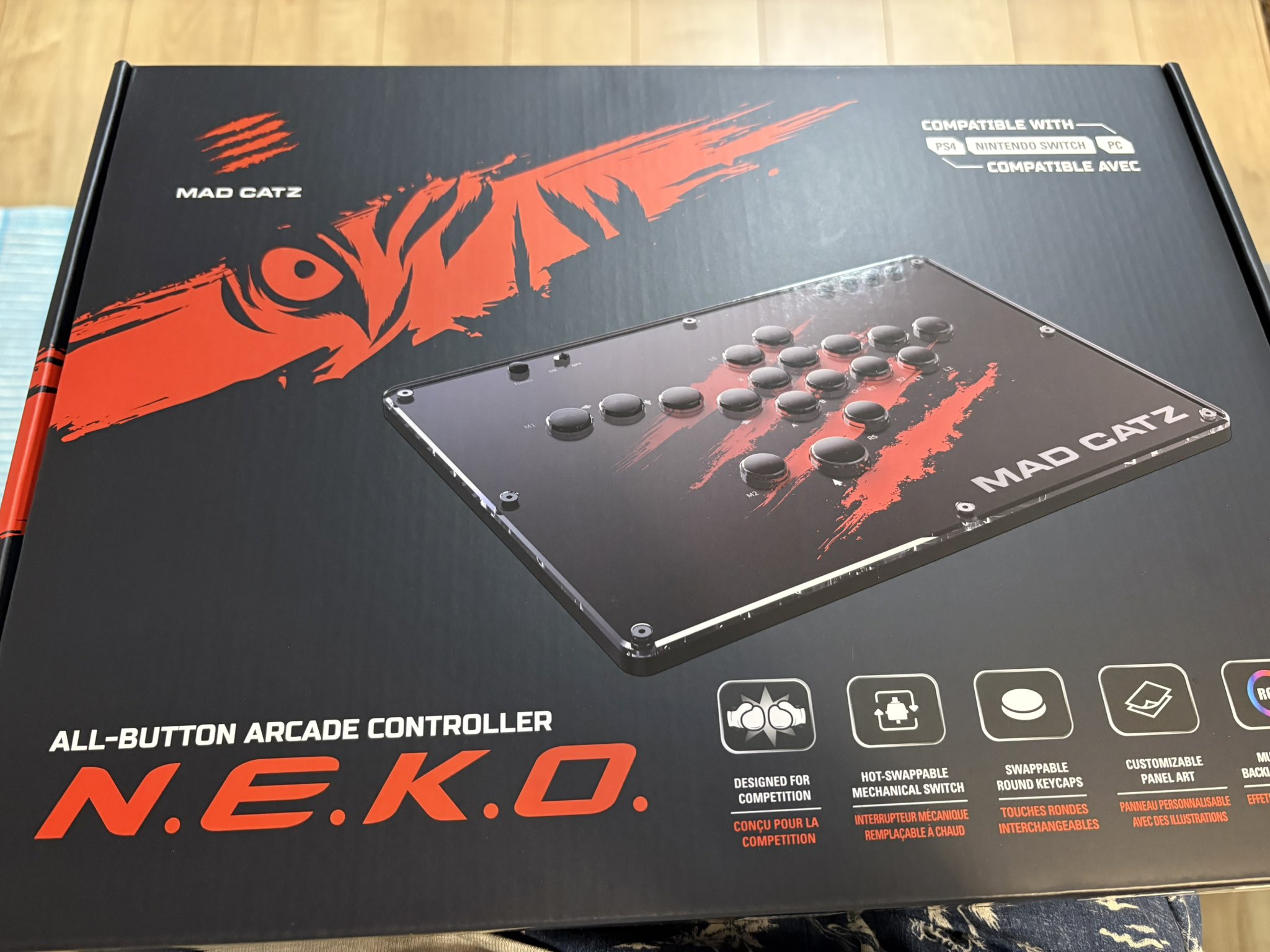 MAD CATZ 日本限定デザイン Amazon.co.jp: Mad Catz マッドキャッツ E.G.O. Arcade Stick