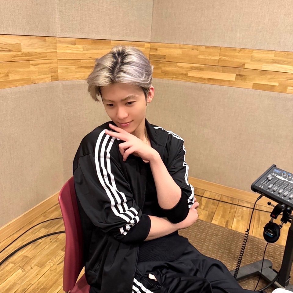 [INFO] 250529 Acara Radio Usagi-chan Neko-chan JAEMIN telah diperpanjang.

🗓 Setiap Kamis pukul 9.30 malam KST (7.30 WIB) di InterFM Jepang.

Awalnya, acara radio ini dijadwalkan berlangsung selama 3 bulan (dengan hari ini seharusnya menjadi episode terakhir).