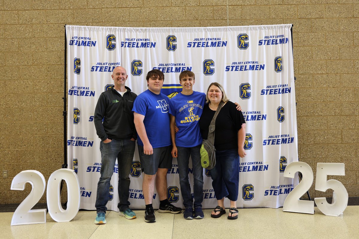 🏃‍♂️🎉 Sendoff Celebration for Nathaniel Gabriel! Joliet Central is proud to send off Nathaniel Gabriel in style.  After an amazing performance placing 3rd in the 800m at the Minooka Sectional, Nathaniel has earned his spot at the IHSA State Track &amp; Field Meet this weekend at