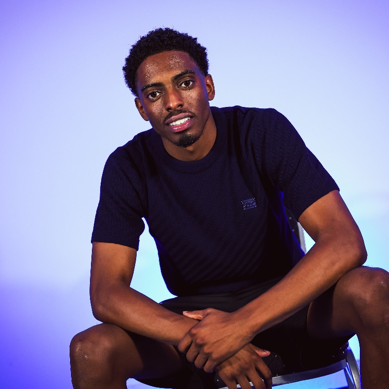 theposh's tweet photo. ✍️ We are delighted to announce the signing of Kyrell Lisbie from Vanarama National League side Braintree Town for an undisclosed fee, with the 21-year-old putting pen to paper on a three-year contract. 

Transfer updates brought to you by @nrcrecruitment.

Read more ⬇️

#pufc