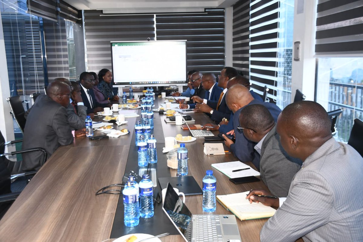 County Government of West Pokot (@wpcgovernment) on Twitter photo H.E. <a href="/SimonKachapinK/">Simon Kachapin</a> met Dr. Augustine Cheruiyot & the PETS team to align West Pokot with BETA priorities—agriculture, MSMEs, UHC, housing & digital economy. Follow-up missions set for June.
westpokot.go.ke/2025/05/28/gov… H.E. <a href="/SimonKachapinK/">Simon Kachapin</a> met Dr. Augustine Cheruiyot & the PETS team to align West Pokot with BETA priorities—agriculture, MSMEs, UHC, housing & digital economy. Follow-up missions set for June.
westpokot.go.ke/2025/05/28/gov…