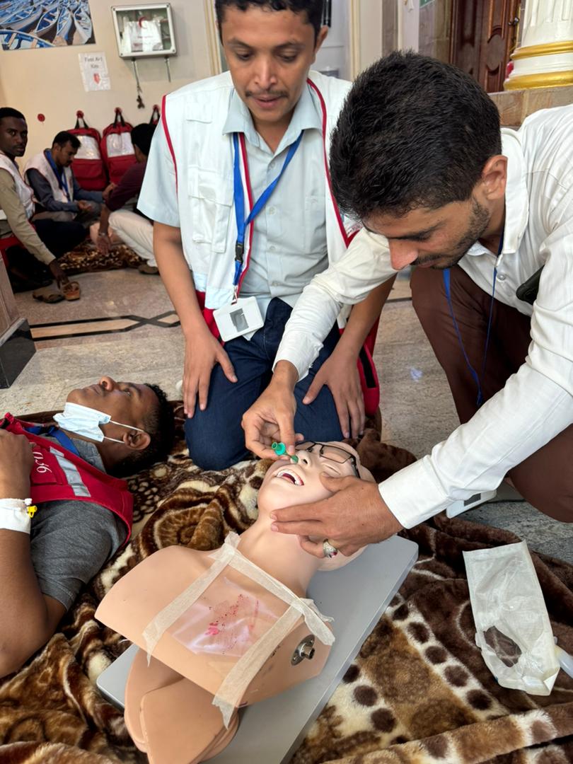 ICRC Yemen (@icrc_ye) on Twitter photo To enhance emergency response preparedness amid recent escalations, the ICRC has organized training courses in basic emergency care and trauma first aid for first responders, health workers, and <a href="/YemenCrescent/">Yemen Red Crescent</a> volunteers in #Hodeidah, #Marib, #Saada, and #Taiz. To enhance emergency response preparedness amid recent escalations, the ICRC has organized training courses in basic emergency care and trauma first aid for first responders, health workers, and <a href="/YemenCrescent/">Yemen Red Crescent</a> volunteers in #Hodeidah, #Marib, #Saada, and #Taiz.