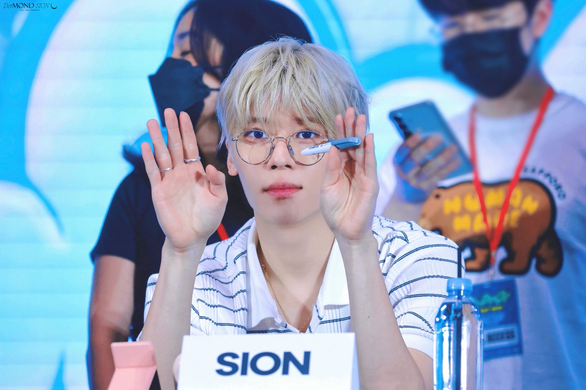 20250529

#시온 #SION #シオン
#NCT #NCTWISH