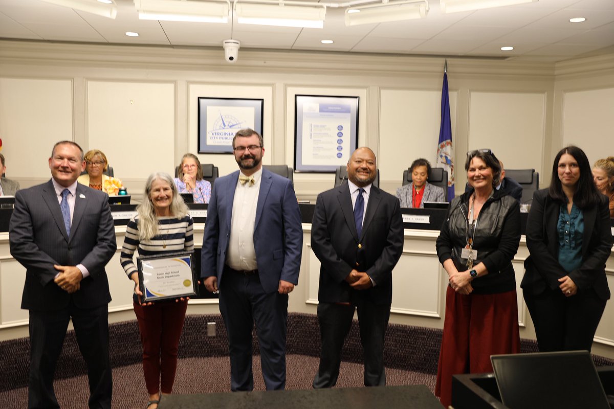 🎶 Celebrating Excellence in Music! 🎶

Join us in applauding our talented music students and dedicated staff who have received prestigious awards. Plus, discover why VBCPS has been named "Best Communities for Music Education – 2025" for the 16th year in a row! 🎉