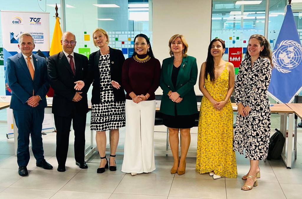 La Unión Europea 🇪🇺  fortalece al <a href="/cnegobec/">cnegobec</a> y al <a href="/TCE_Ecuador/">TCE Ecuador</a> a través de la implementación de los proyectos “Fortalecimiento Democrático de las Instituciones Electorales de Ecuador” y “Democracia Activa”. Esperamos que el 🇪🇨 implemente reformas inclusivas a su