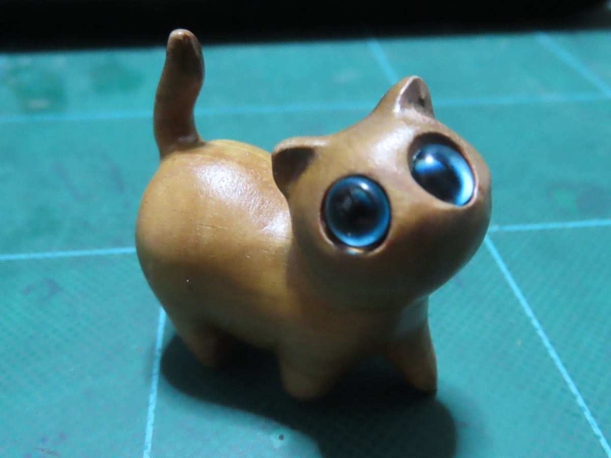 大阪　関西万博　スーダン　木彫り　猫　5匹分 大阪 関西万博 スーダン 木彫り 猫 5匹セット EXPO コモンズ こみゃく