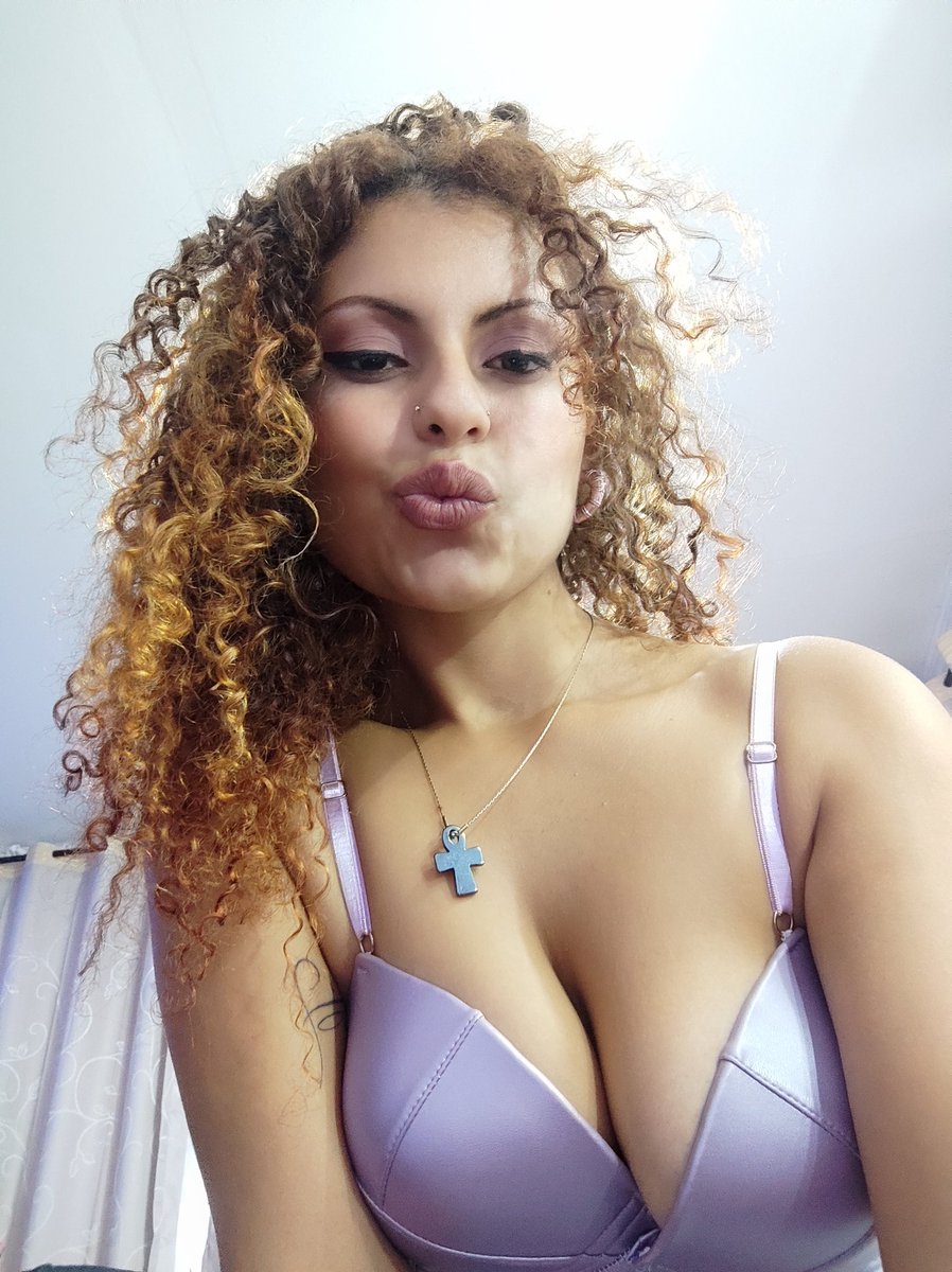 Bella Goddess tweet media