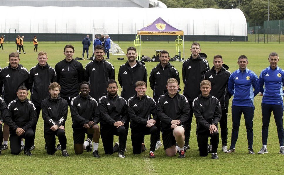 Coachlunga's tweet image. Shoutout to @CoachJurgenTubs representing in Scotland currently for his UEFA B!! 📶🔝⚽️🧠