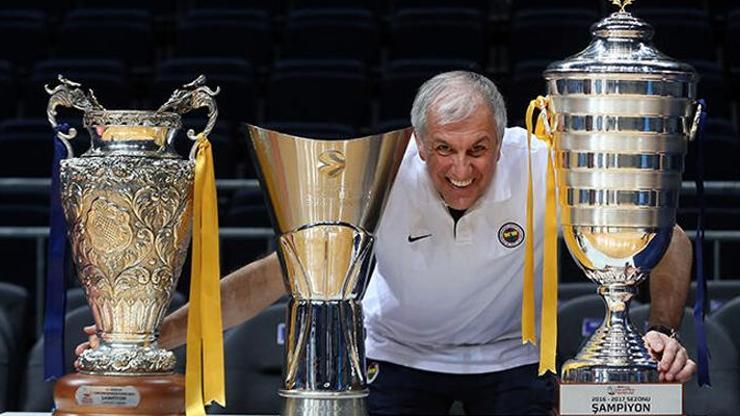 Angela🦊💛💙 tweet media