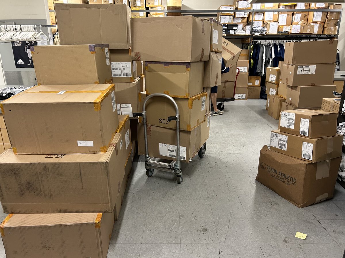👀👀 Box season has arrived.