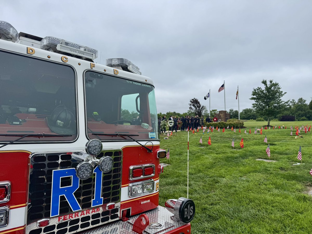 IAFF36's tweet image. May 29 in the District of Columbia is known as firefighter Memorial Day. Today we take the time remember all those that have fallen in the line of duty serving and protecting the great city of Washington DC. We will never forget the sacrifices they and their families have made.