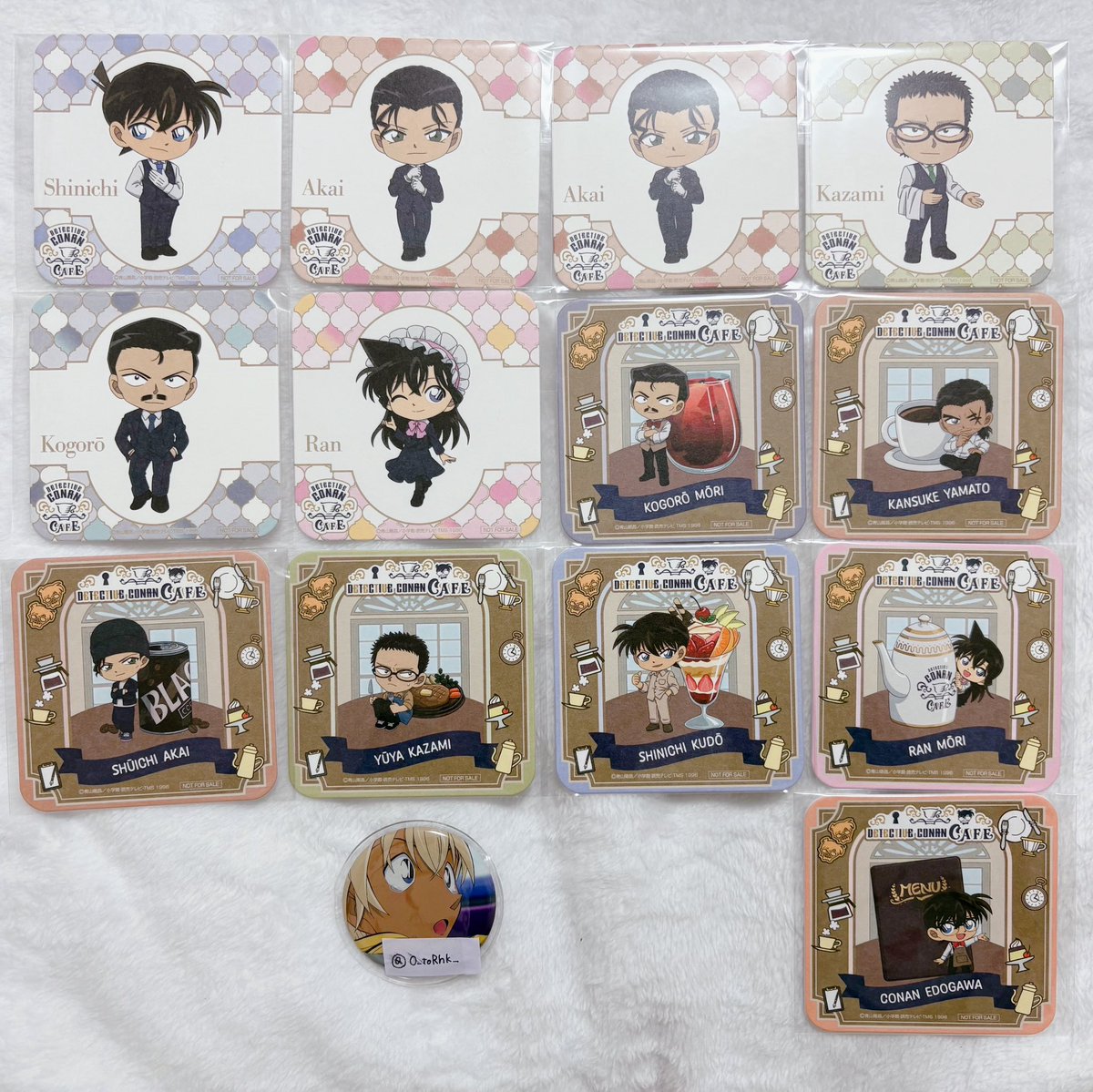 O_toRhk_'s tweet photo. 【交換】 名探偵コナン コナンカフェ 缶バッジ コースター アクリルスタンド

【 譲 】 画像のもの
【 求 】 安室、キッド>哀ちゃん
（前期特典コースター・アクスタB、キッド優先）

★郵送希望
★同枠同士優先
★同種纏めての方、条件の良い方優先
検索からでもお気軽にお声掛け下さい✊🏻 https://t.co/ROAJ0Dddvg
