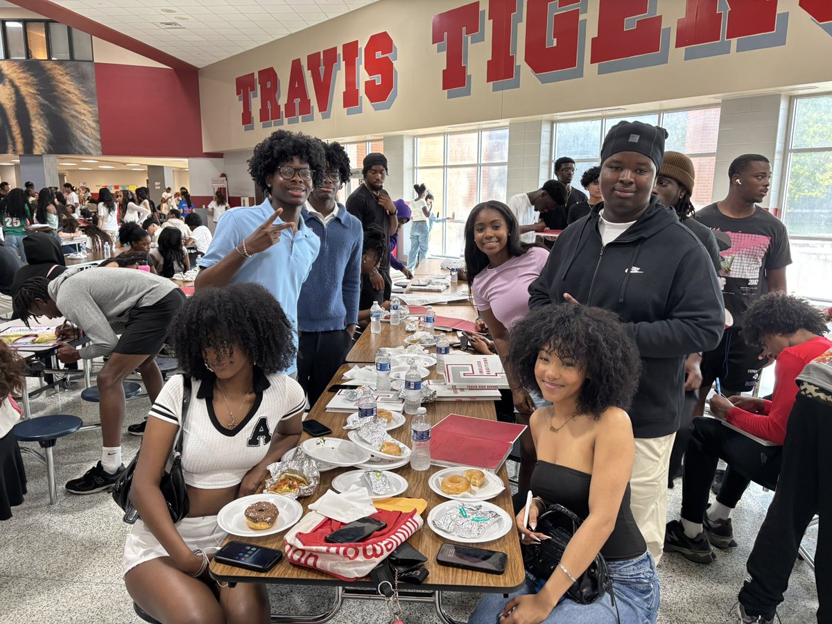 Senior Breakfast Class of 2025!