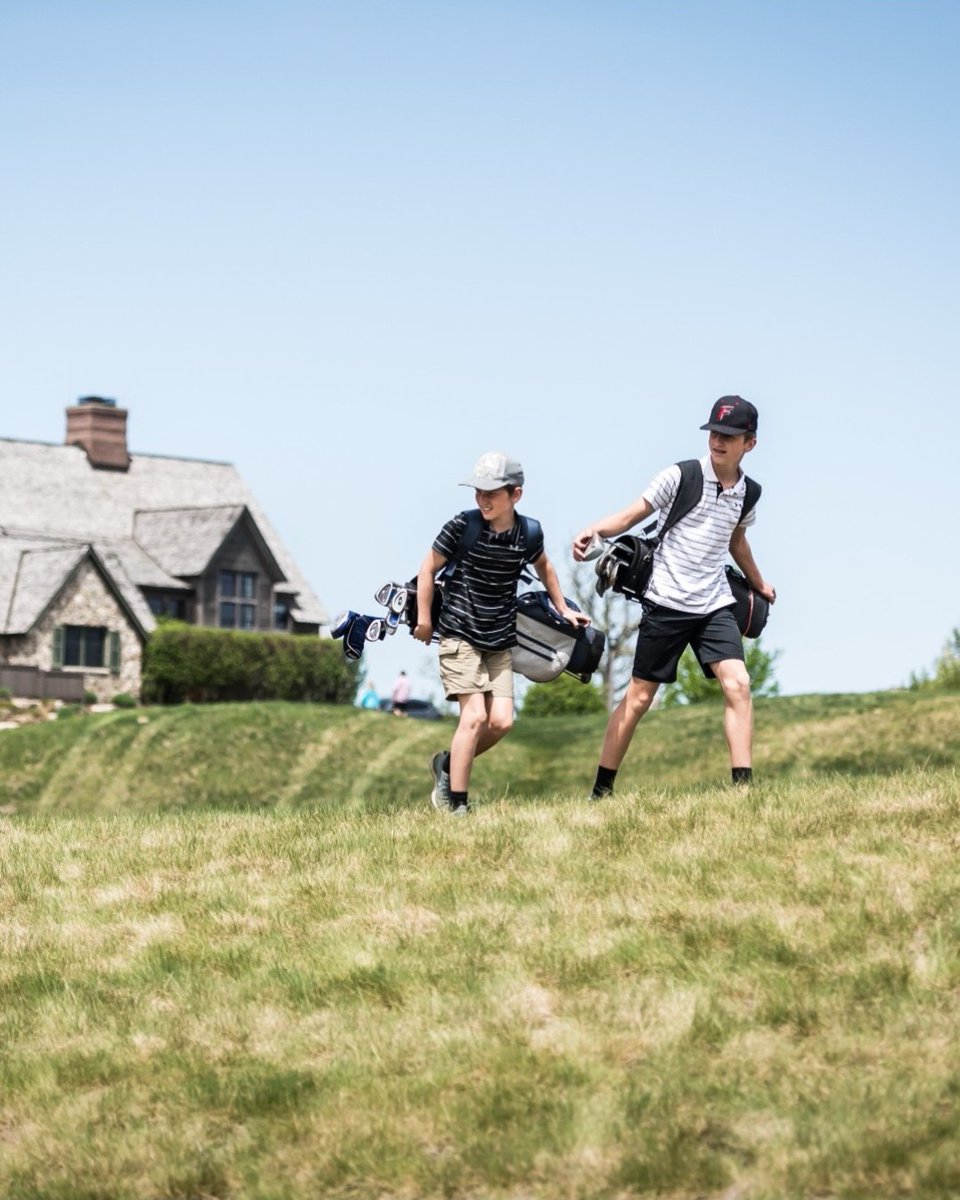 DriveChipPutt's tweet image. Play where the pros play 💪
Take a look back at this local qualifier held at @ErinHillsGolf, host site of this week's @USWomensOpen Championship. #DriveChipandPutt