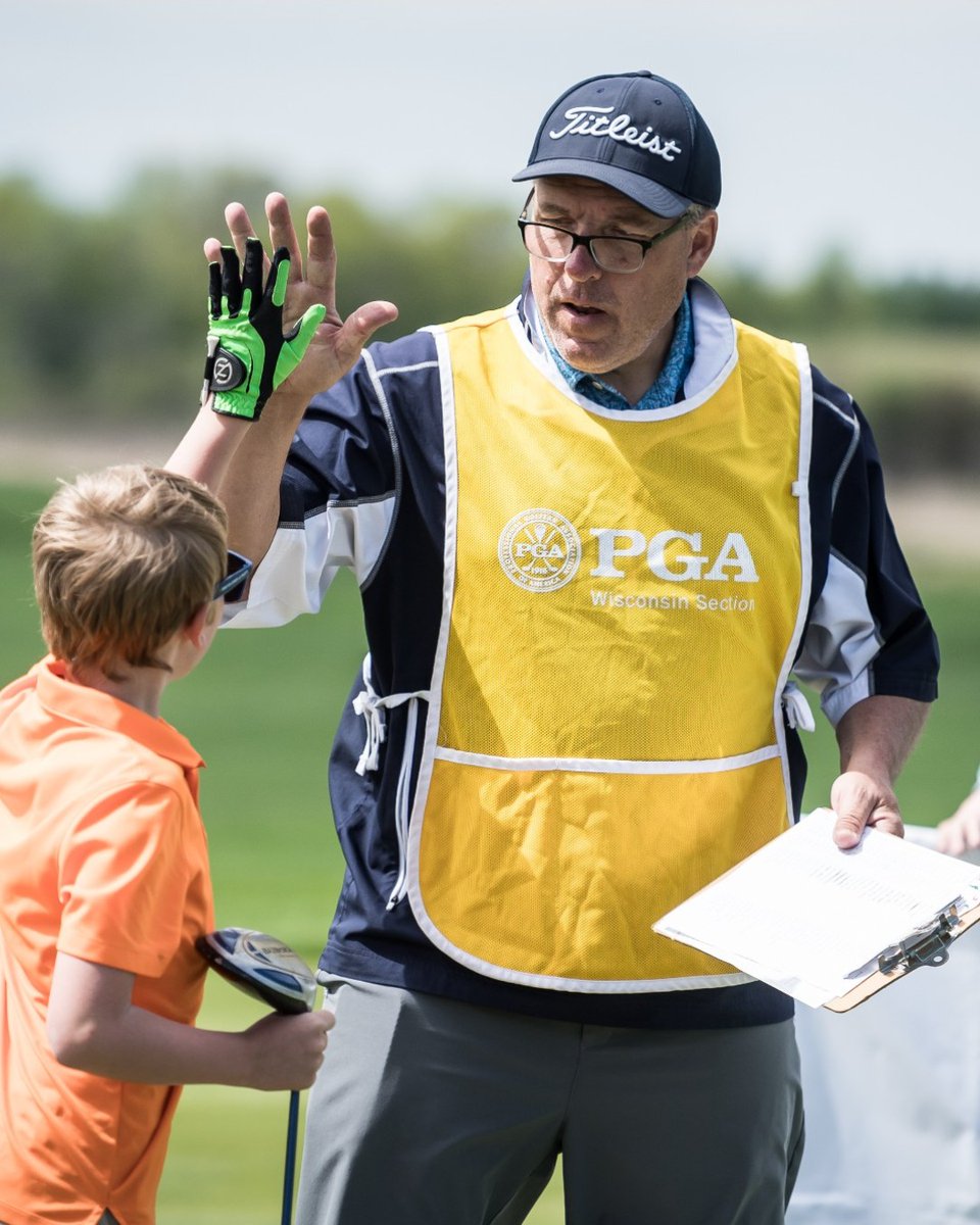 DriveChipPutt's tweet image. Play where the pros play 💪
Take a look back at this local qualifier held at @ErinHillsGolf, host site of this week's @USWomensOpen Championship. #DriveChipandPutt