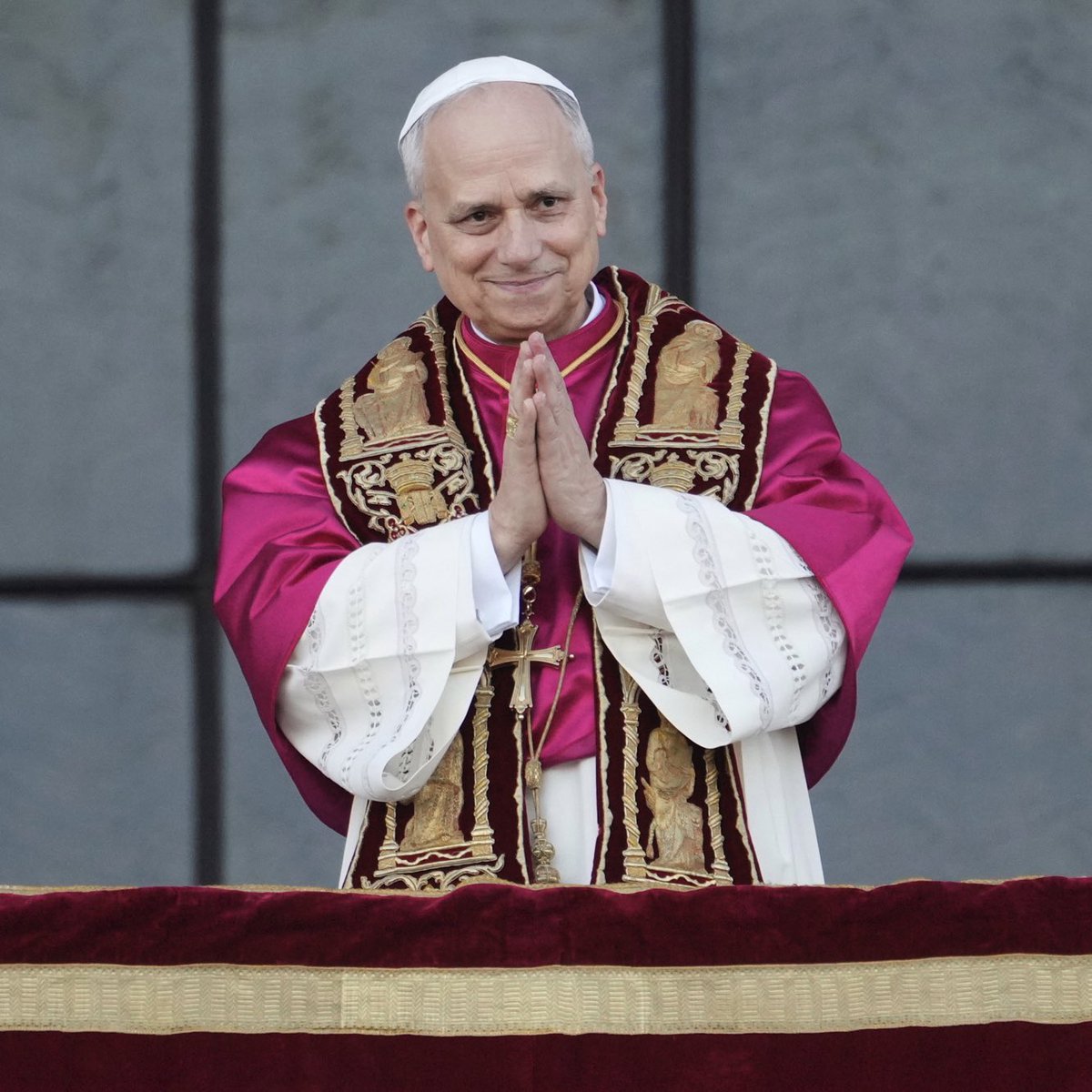 🌍 Pope Leo XIV calls for an immediate ceasefire in Gaza and the return of all hostages.