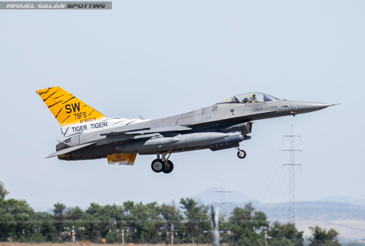CoronetEast's tweet image. Twelve F-16s departed from Shaw AFB #KSSC to Moron airbase in Spain #LEMO as TABOR 11 and TABOR 21 flight, May 27th 2025. The second cell diverted to Rota #LERT. Supporting #ALTRV Coronet East 077 were GOLD11/12/13 + GOLD 21/22/23. Clearance: tinyurl.com/mryra6ak #CoronetEast
