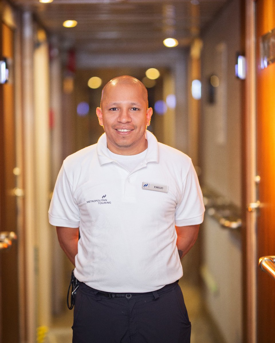 💙 #ThePeopleBehindTheMagic • Emilio Calderón • Housekeeping 🛏️

“La Pinta is my second home — a place where I work with an exceptional team to deliver outstanding service and the very best to our guests.”

bit.ly/43CG5Oy

#GalapagosCruise #YourJourneyInspiresUs