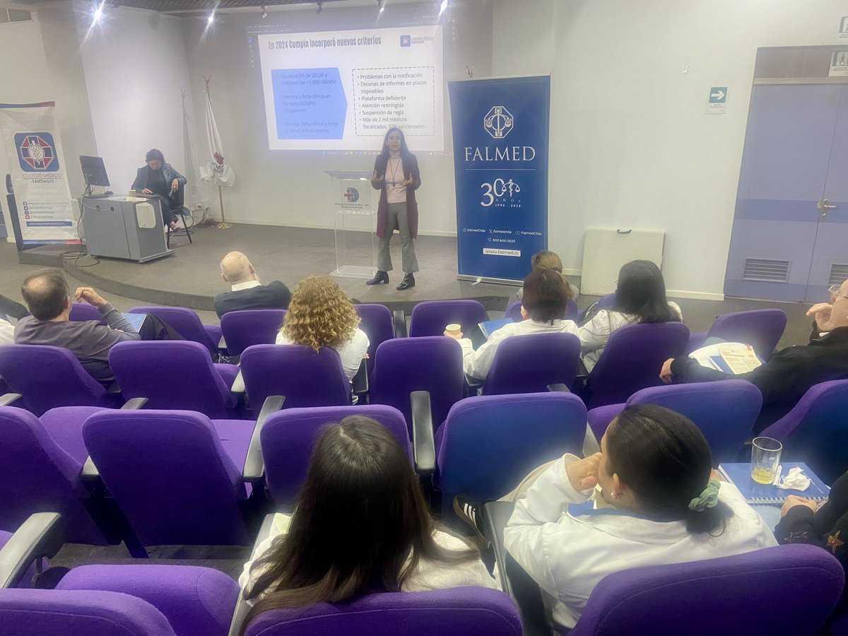 Hoy compartimos un café con el equipo médico del Hospital San Juan de Dios ☕️♥️ #ColmedCafé 

Disfrutamos estas instancias de conversación con nuestros colegiad@s 👏
