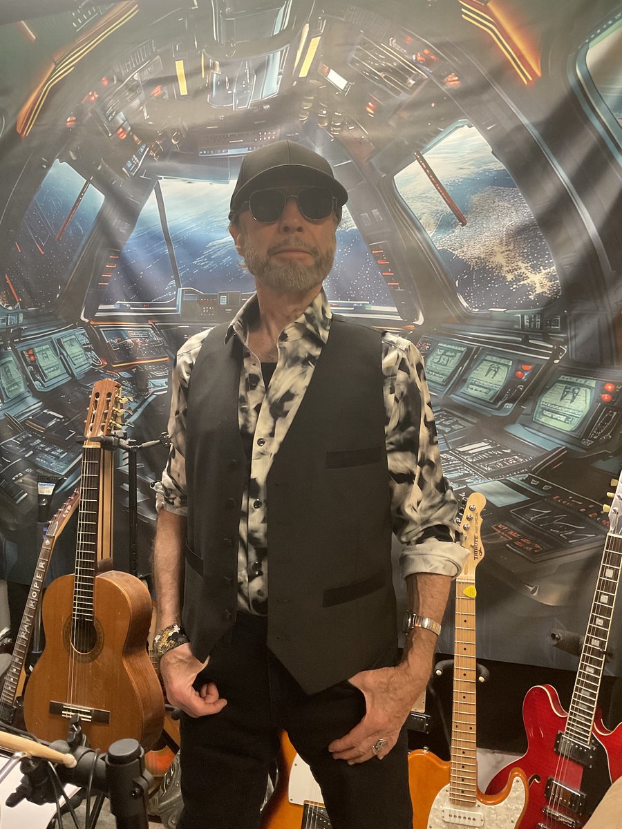 Blast off to Mars with guitars