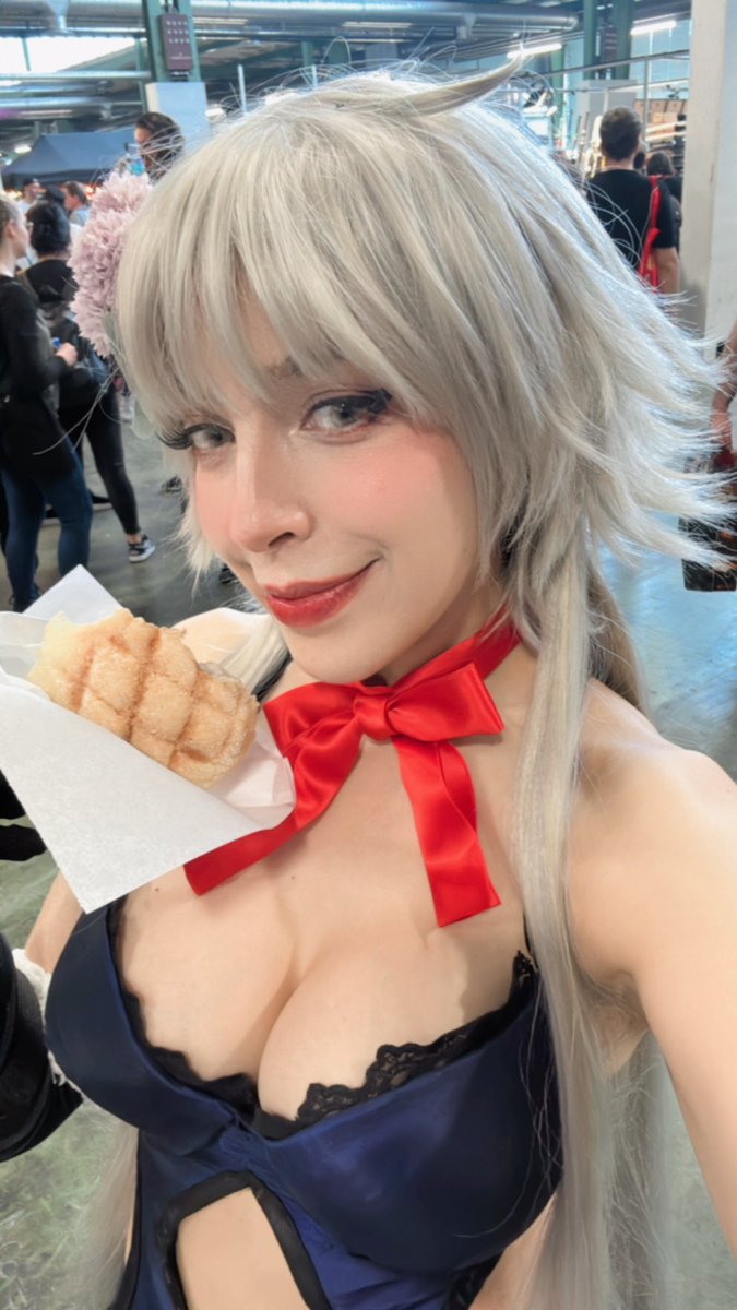 Melón Pan #JeanneAlter #jeanneavenger  #fatego