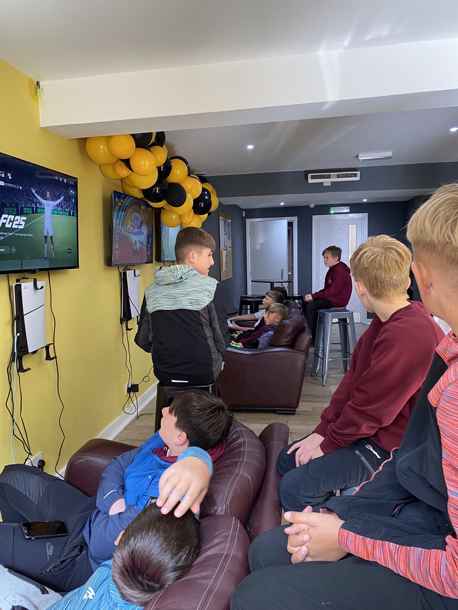 Mr McCracken (@mrmccrackenpe) on Twitter photo S2 School of Football group loved visiting the HIVE on Tuesday morning! A great new community project in Alloa for our Young People to be part of 🐝 🎮 🎯 🎱⚽️<a href="/waspcfc/">Wasp Community Club</a> <a href="/AlloaAcademy/">Alloa Academy</a> S2 School of Football group loved visiting the HIVE on Tuesday morning! A great new community project in Alloa for our Young People to be part of 🐝 🎮 🎯 🎱⚽️<a href="/waspcfc/">Wasp Community Club</a> <a href="/AlloaAcademy/">Alloa Academy</a>