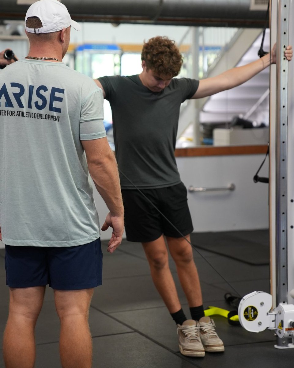 School’s out. Training’s on. 💪
ARISE summer programs are built for student-athletes. Guided by expert performance coaches and personalized plans with purpose behind every session.

📞 (561) 781-0989
⁠bit.ly/365YpkC 
#arisethlete #summertraining #studentathlete