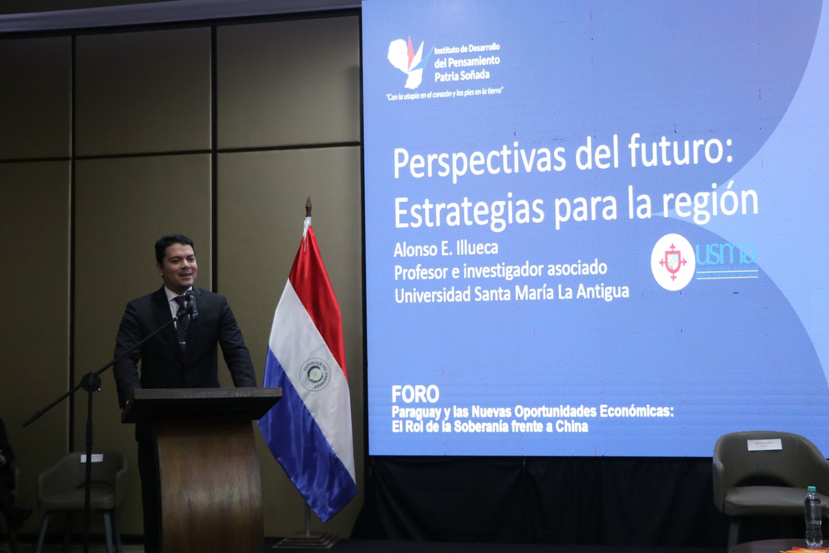 📍“China busca reemplazar el orden de la OEA con la CELAC, un espacio más tolerante al autoritarismo.”
🎙️Alonso Illueca, desde Panamá, en el Foro Internacional del @IDPPS_py.
🧭 Un llamado a defender la soberanía regional.
#Soberanía #China #IDPPS #GeopolíticaLatinoamericana