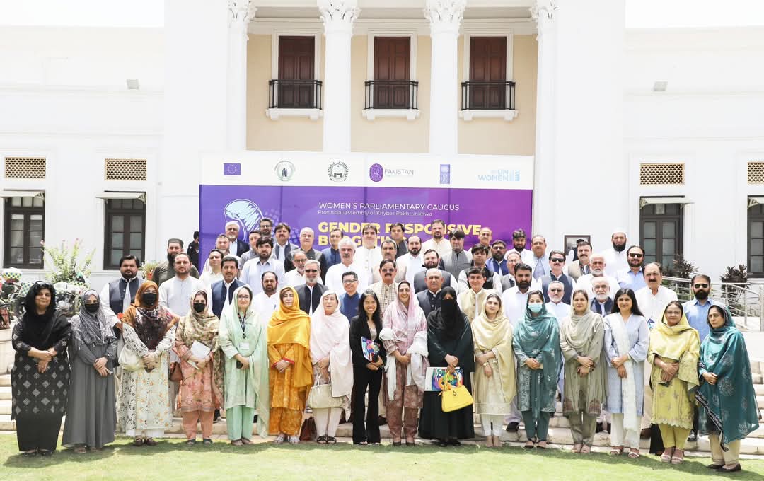 Provincial Assembly Of Khyber Pakhtunkhwa (@pakpgov) on Twitter photo Speaker KP Assembly <a href="/BabarSaleemSwat/">Babar Saleem Swati</a> appreciated <a href="/unwomen_pak/">UN Women Pakistan</a> & <a href="/UNDP_Pakistan/">UNDP Pakistan</a> for supporting gender-responsive budgeting & inclusive legislation. Deputy Speaker <a href="/SuriyaBibiPTI/">Suriya Bibi</a> praised the training’s impact on women lawmakers. Certificates awarded at the closing session. Speaker KP Assembly <a href="/BabarSaleemSwat/">Babar Saleem Swati</a> appreciated <a href="/unwomen_pak/">UN Women Pakistan</a> & <a href="/UNDP_Pakistan/">UNDP Pakistan</a> for supporting gender-responsive budgeting & inclusive legislation. Deputy Speaker <a href="/SuriyaBibiPTI/">Suriya Bibi</a> praised the training’s impact on women lawmakers. Certificates awarded at the closing session.
