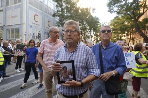 Els carrers tornen a cridar #MazónDimissió. El poble valencià torna a donar una lliçó de dignitat.

#VolemVotar