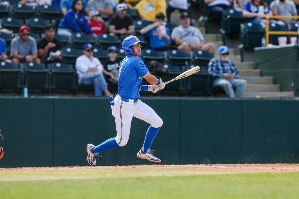 OCSportsZone's tweet photo. OC WELL REPRESENTED IN NCAA BASEBALL TOURNEY; FULL LIST OF PLAYERS PARTICIPATING
CLICK LINK:
https://t.co/2iaBmkcP1B @OCSportsZone @adamkuninsports @JAC0BRAM0S @ServiteFriarsBB @UCLABaseball @UCIbsb @MDHS_Baseball @SMCHSBaseball @FernandoMDonado @tustinbaseball https://t.co/qj7Vvin8by