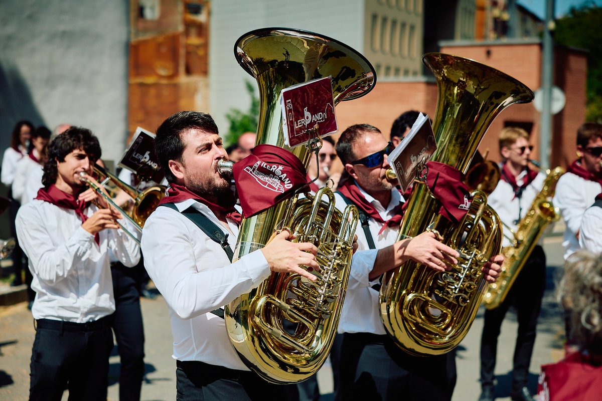 Ilerband tweet media